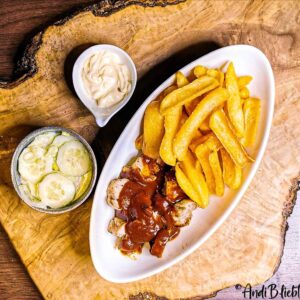 Perfekte-10min-Currywurst-Sauce-AndiB.liebt