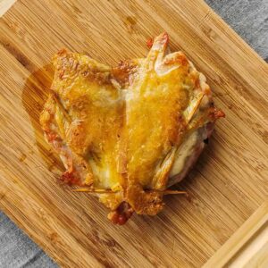 Perlhuhnbrust auf krosser Parmesan-Haut Anleitung