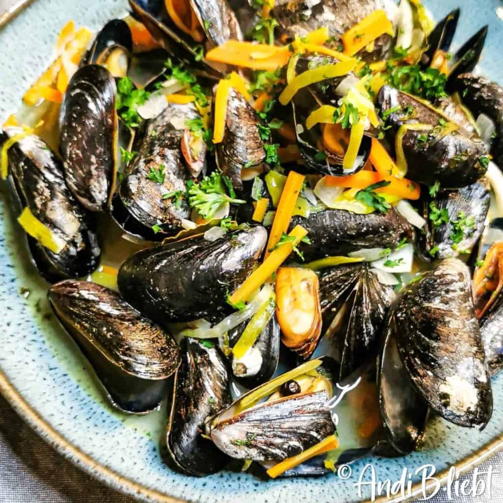 Miesmuscheln In Weißwein Auf Französische Art - 100% Einfach 100% Köstlich