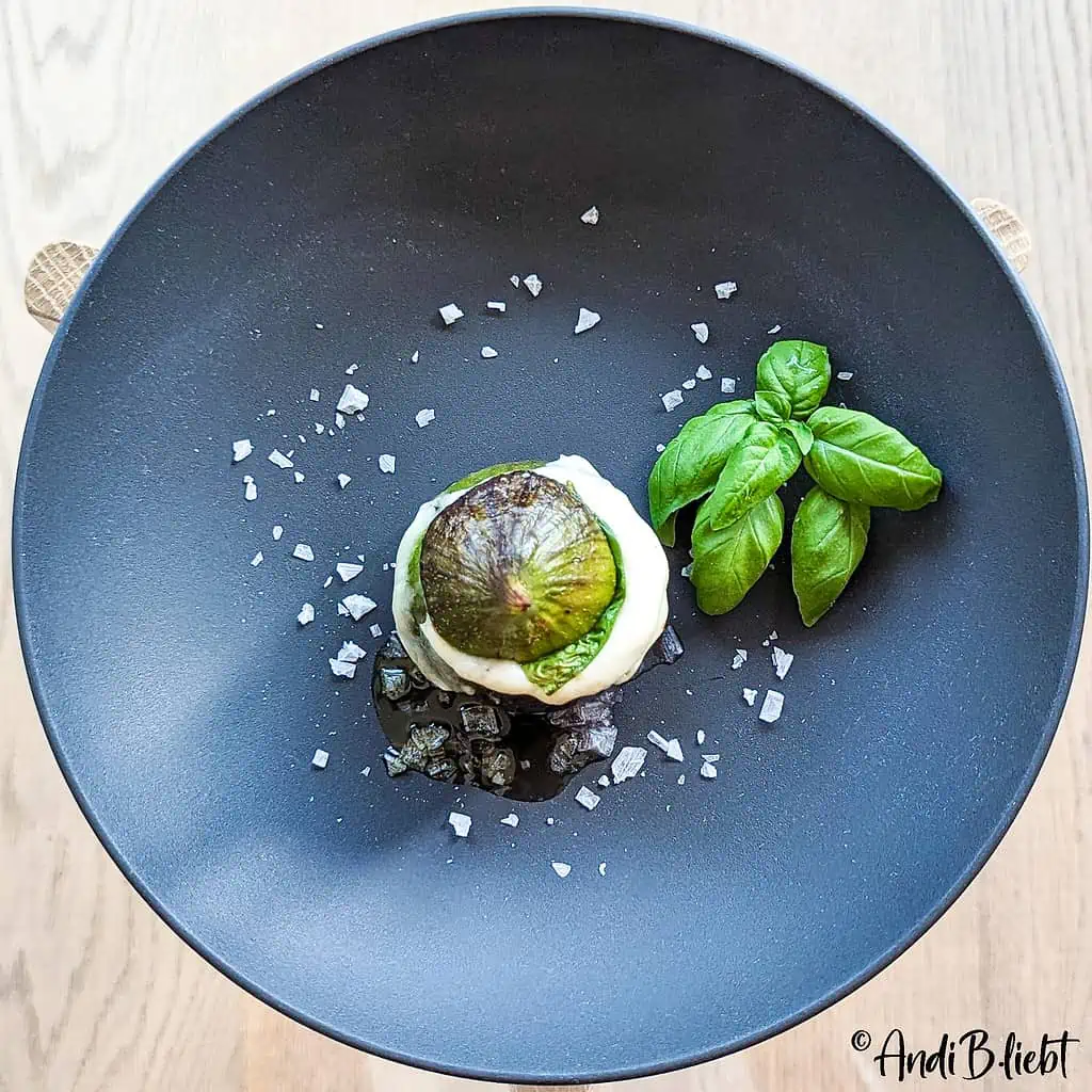 Frische Feigen mit Mozzarella überbacken www.andib-liebt.de