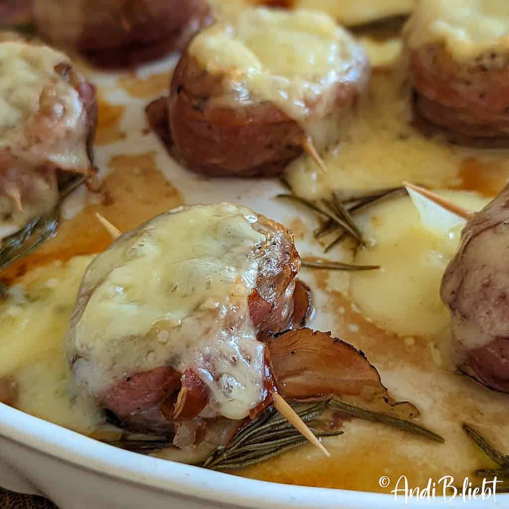 Schweinefilet im Ofen mit Südtiroler Speck und Bergkäse www.andib-liebt.de