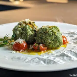 Südtiroler-Spinatknödel-andreas-bochem-andibliebt