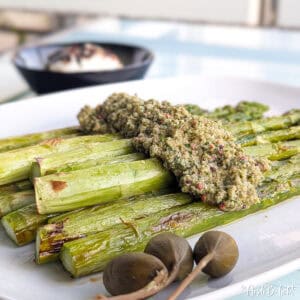 Spargel-aus-dem-Ofen-Kapernpesto-AndiB.liebt-Andreas-Bochem