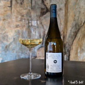 Hier ist die Flaschenrückseite zum Weissburgunder Mediaevum Gump Hof vom Blogbeitrag von AndiBliebt zu sehen