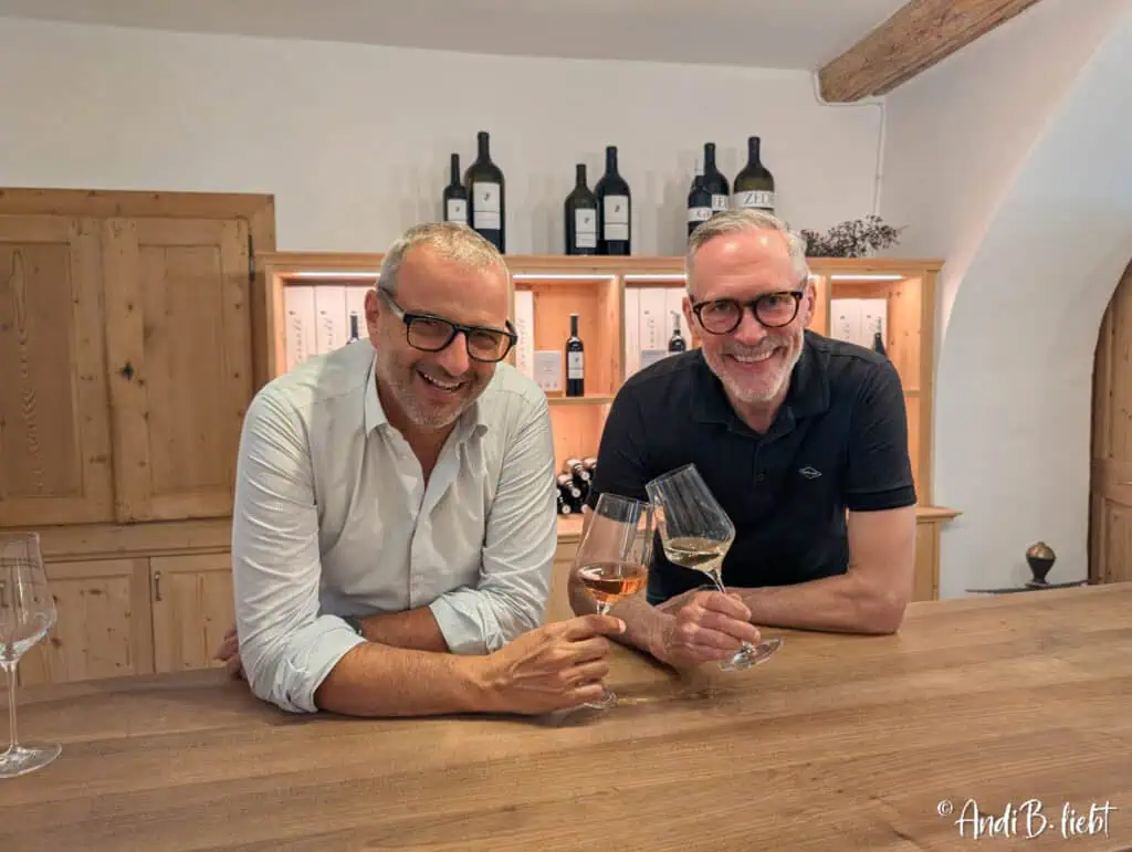 Weingut Kornell bei Bozen Südtirol Florian Brigl mit AndiBliebt -1