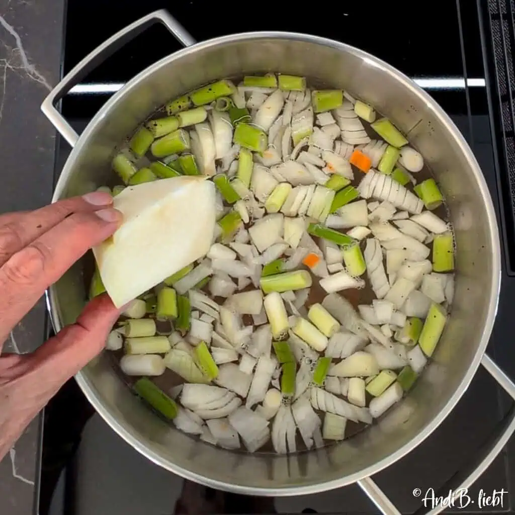 Hühnersuppe wie bei Oma Zubereitungsschritt 6