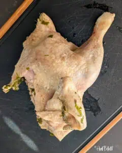 Hühnersuppe wie bei Oma Zubereitungsschritt fertiges Suppenhuhn 2