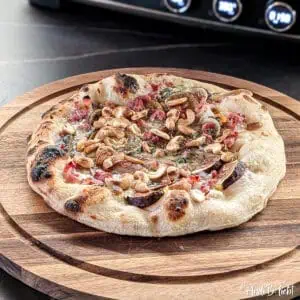 Pizza Bianca mit Feigen und Gorgonzola Anleitung Titelfoto Websitebeitrag