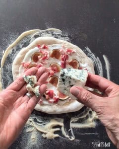 Pizza Bianca mit Feigen und Gorgonzola Anleitung Schritt 15