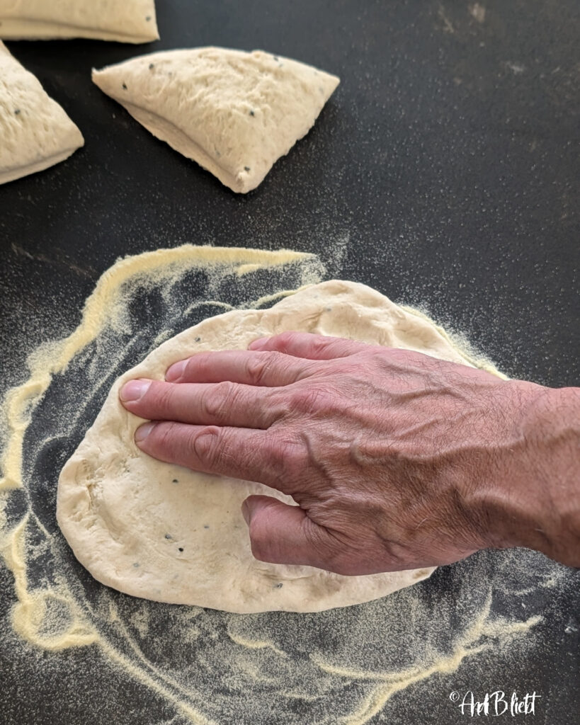 Naan Brot Rezept Teigbearbeitung 2