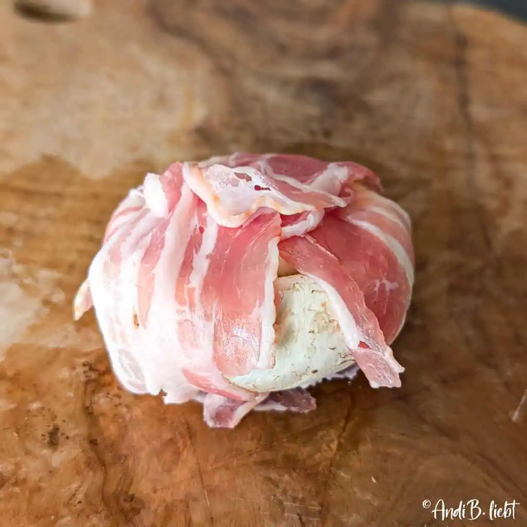 Gefüllte Champignons mit Bacon Anleitung umwickeln 4
